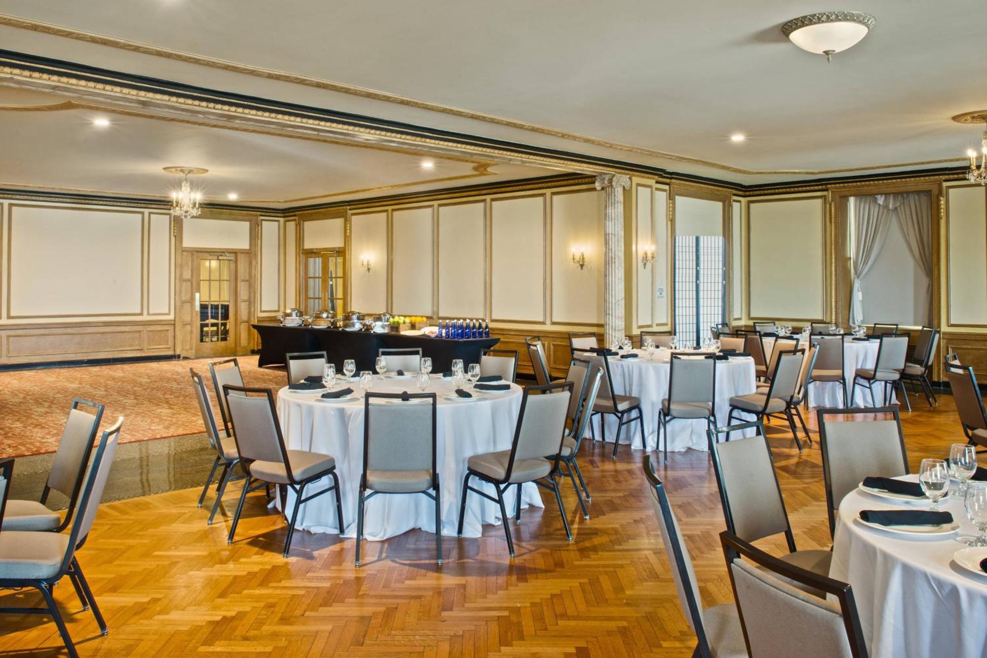 Marriott Syracuse Downtown Hotel Bagian luar foto