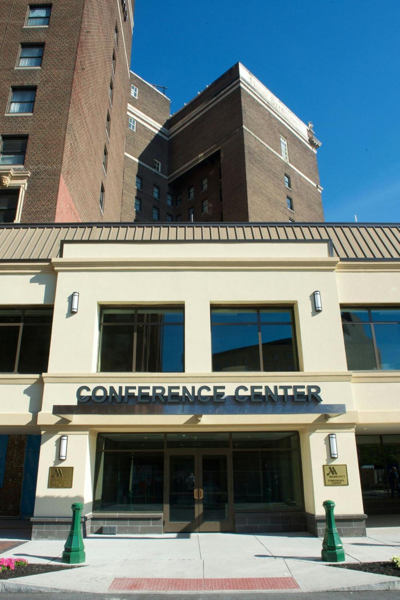 Marriott Syracuse Downtown Hotel Bagian luar foto