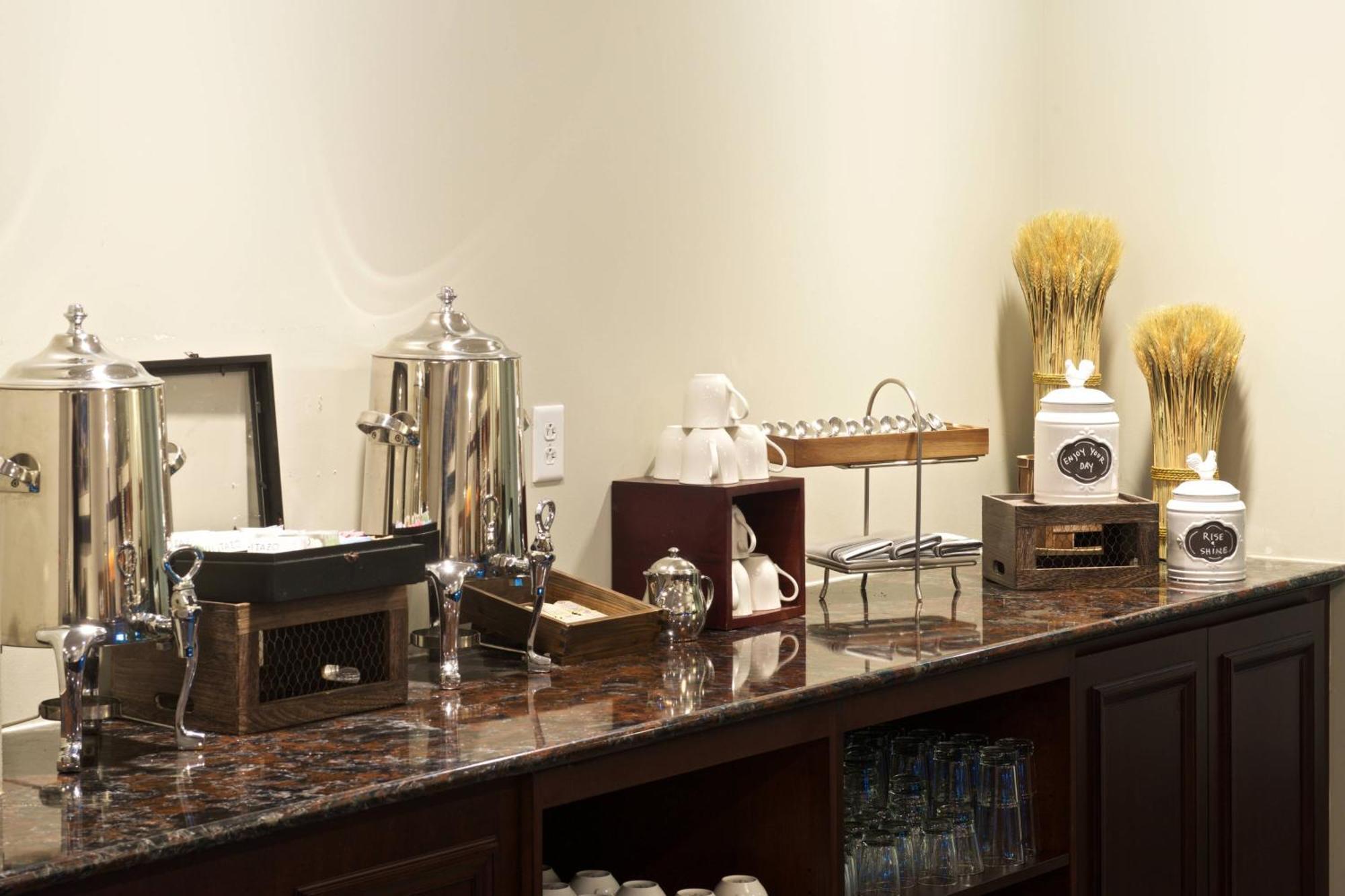 Marriott Syracuse Downtown Hotel Bagian luar foto