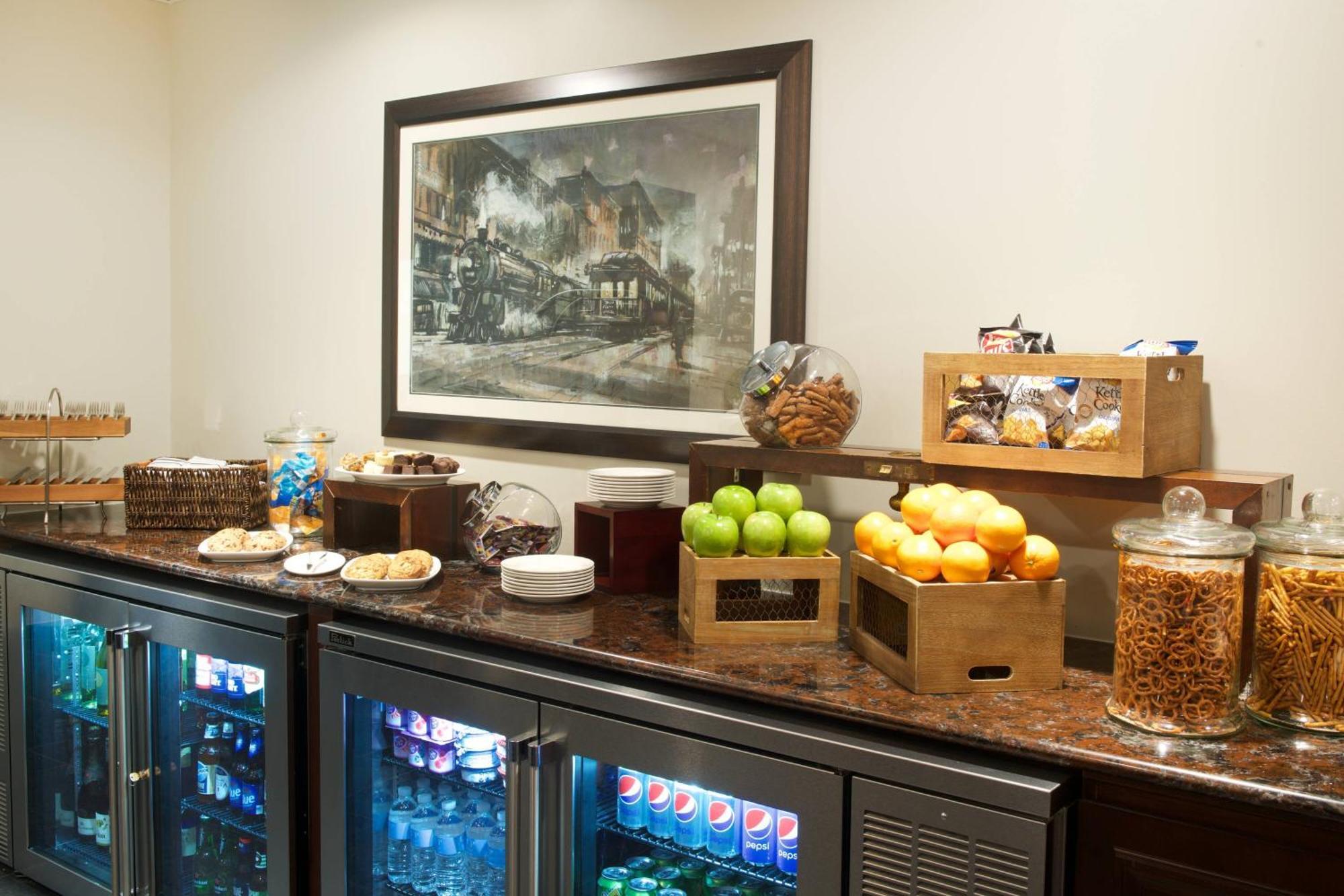 Marriott Syracuse Downtown Hotel Bagian luar foto