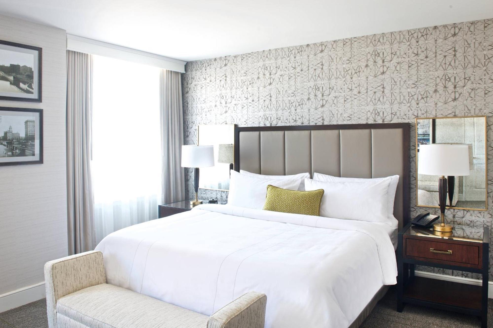 Marriott Syracuse Downtown Hotel Bagian luar foto