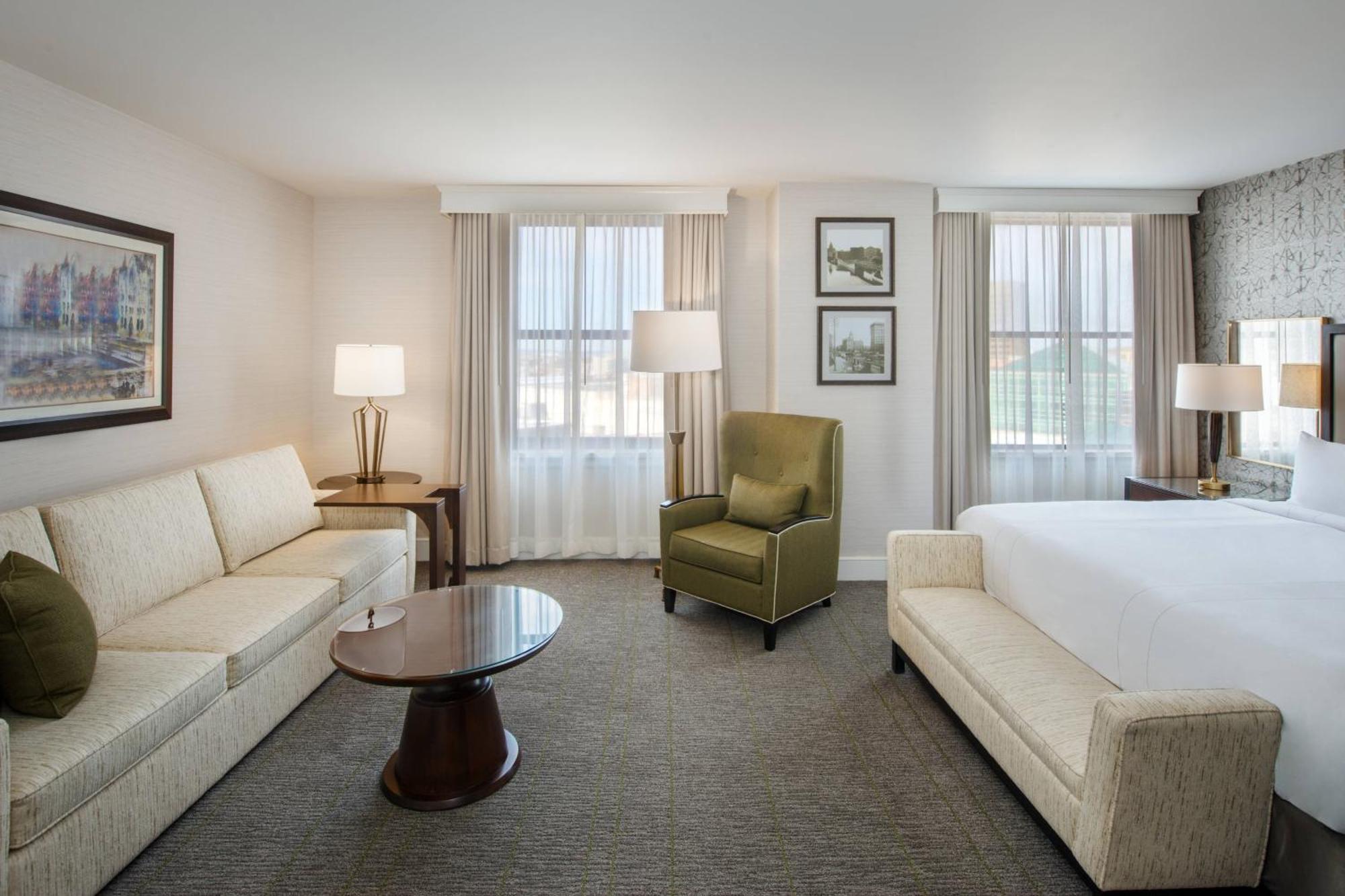 Marriott Syracuse Downtown Hotel Bagian luar foto