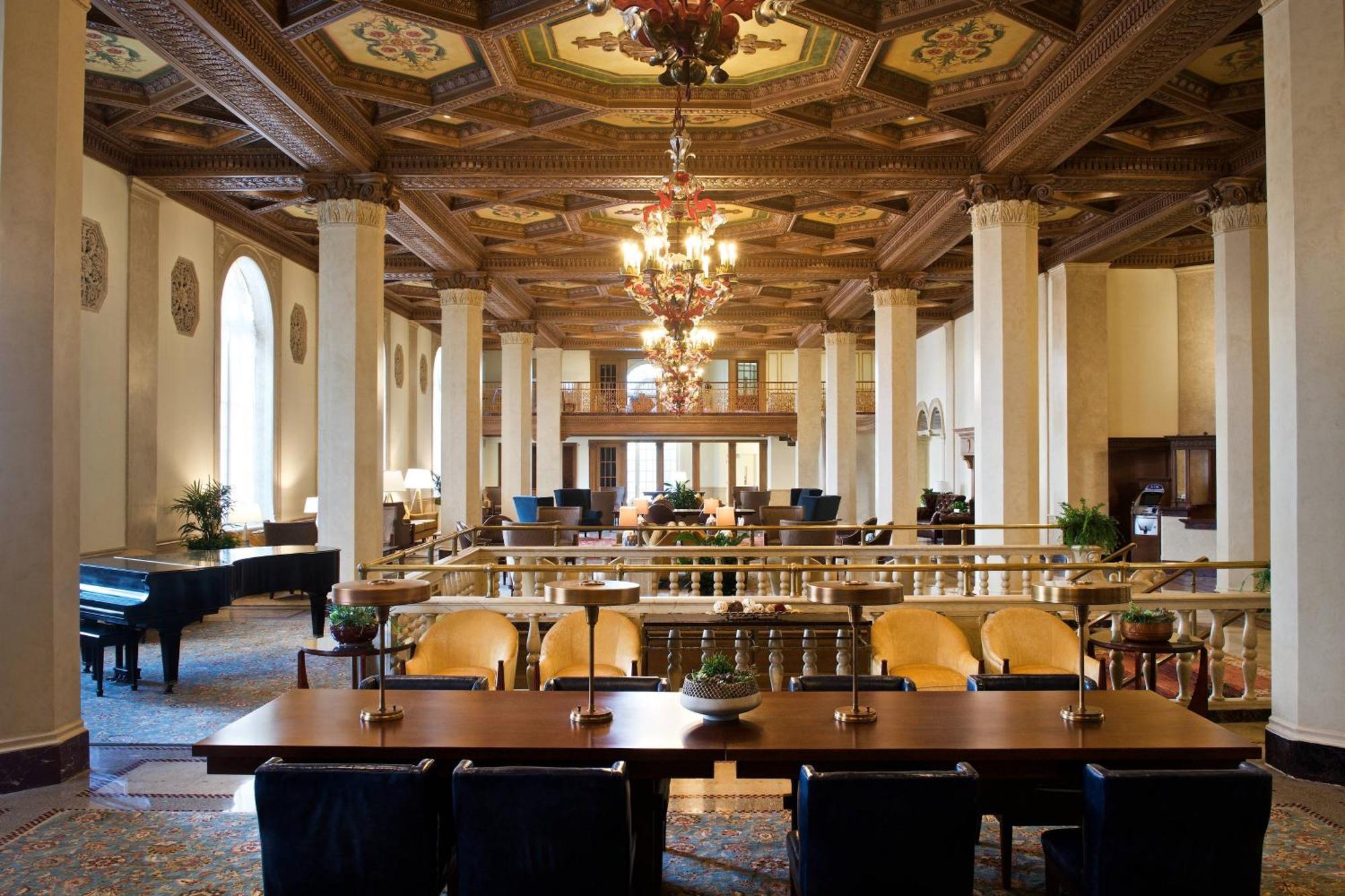 Marriott Syracuse Downtown Hotel Bagian luar foto