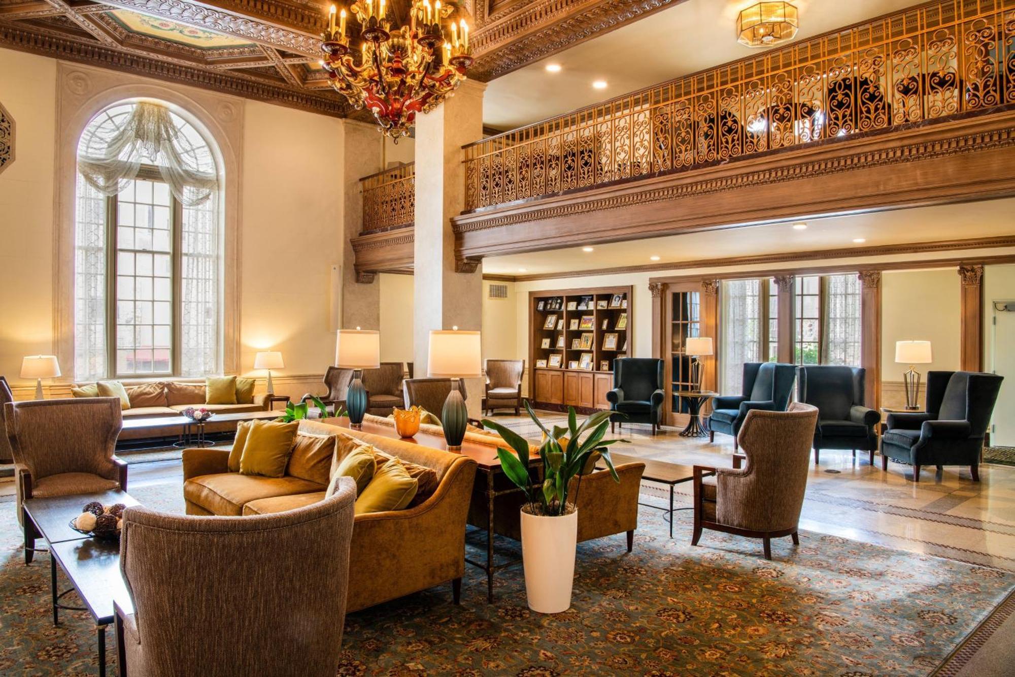 Marriott Syracuse Downtown Hotel Bagian luar foto